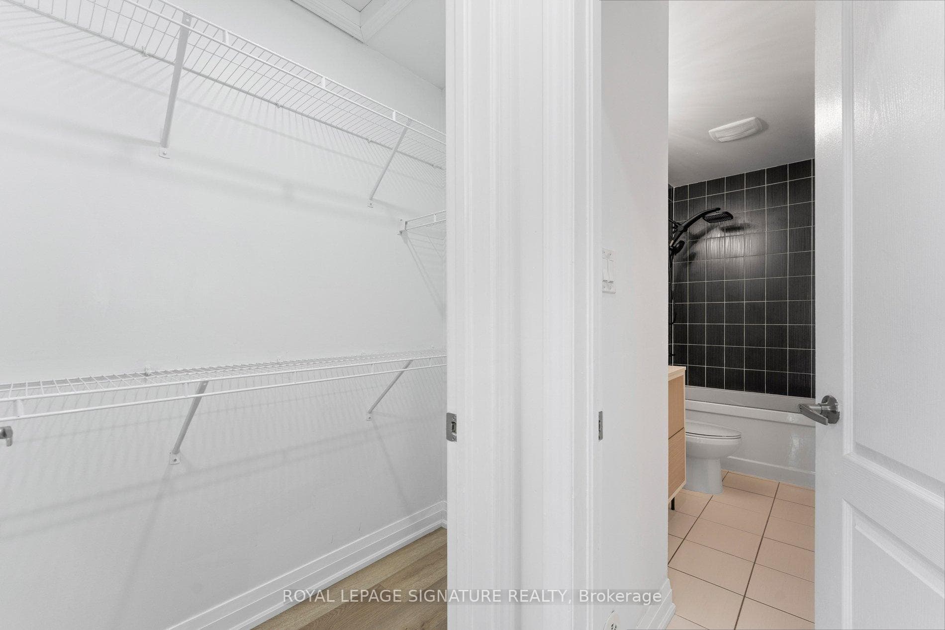 122 Baycliffe Crescent photo 28