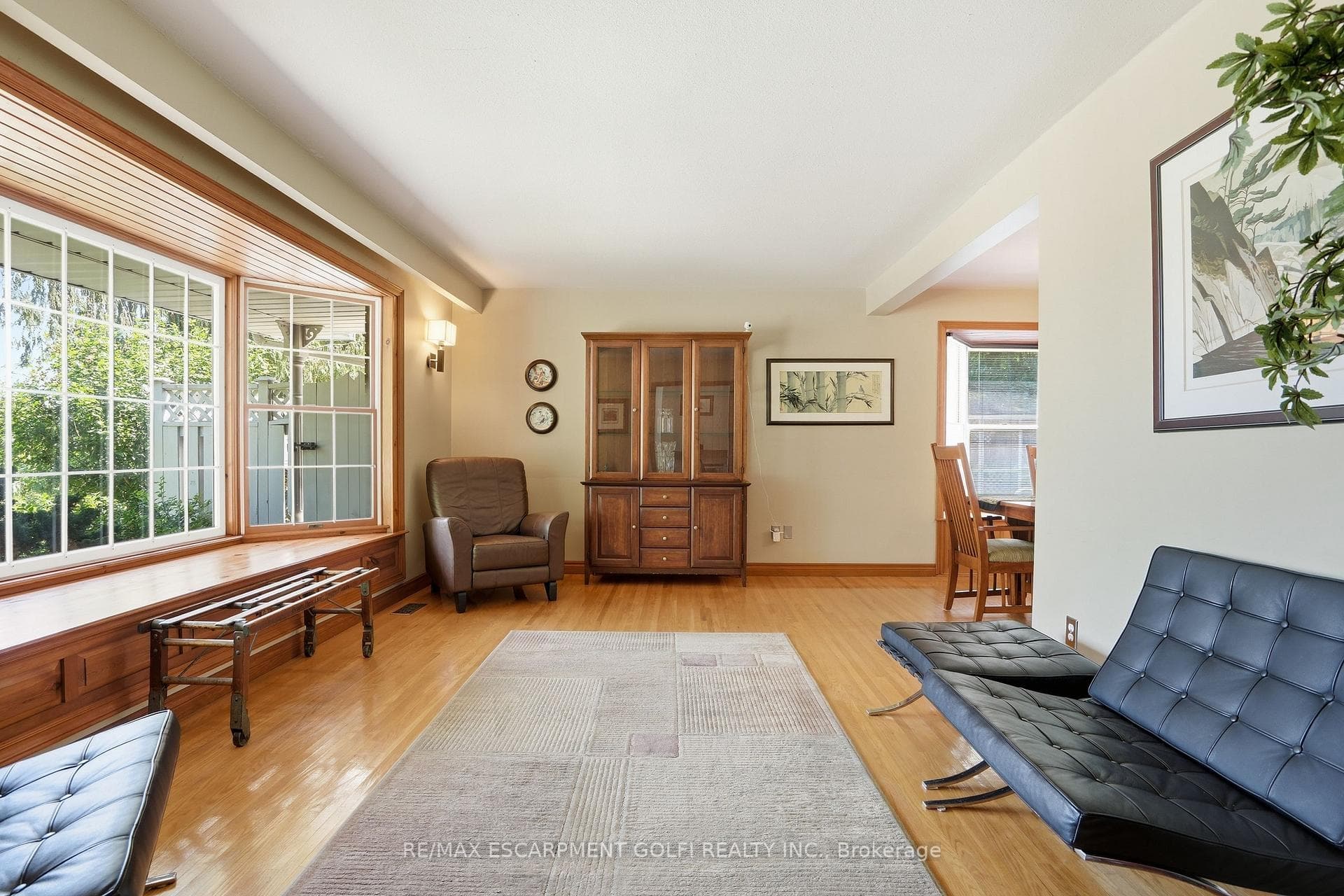 38 KINGSWAY Boulevard photo 6
