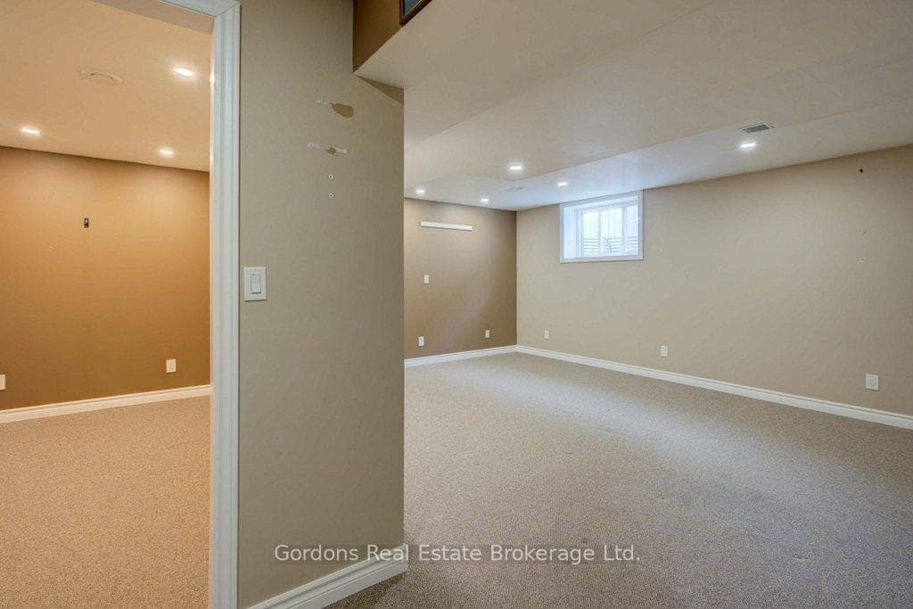42 Conger Drive photo 48