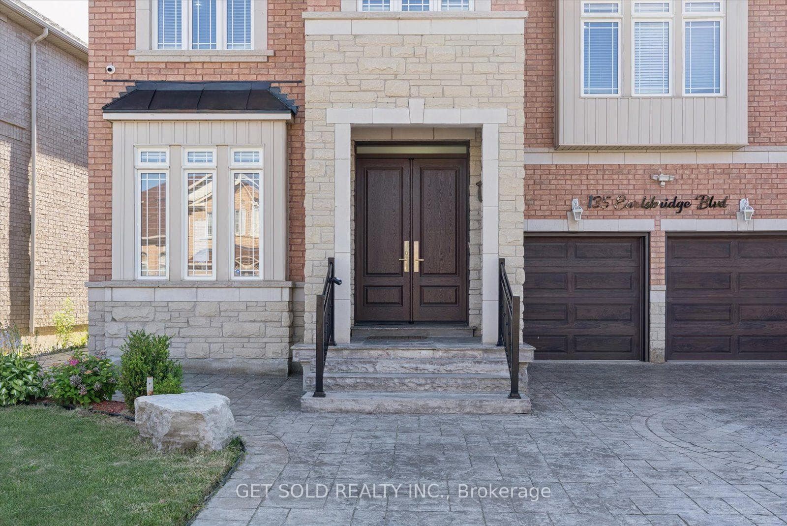 135 Earlsbridge Boulevard photo 7