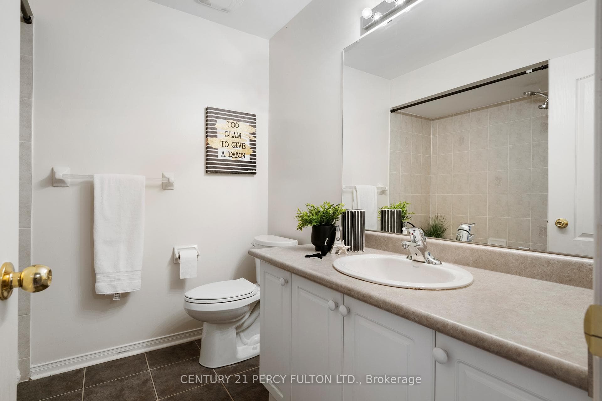 31 MacMillan Avenue photo 38