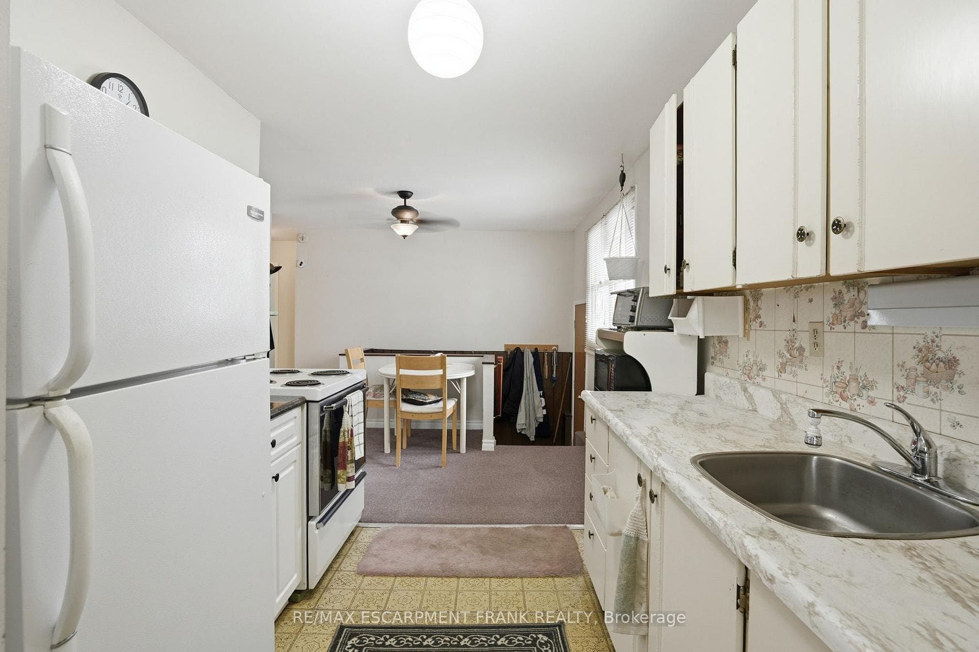 99 PALMER Road photo 17
