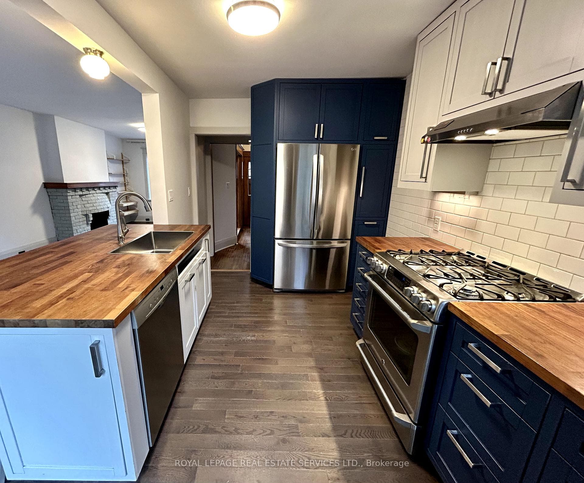 21 Claude Avenue photo 15