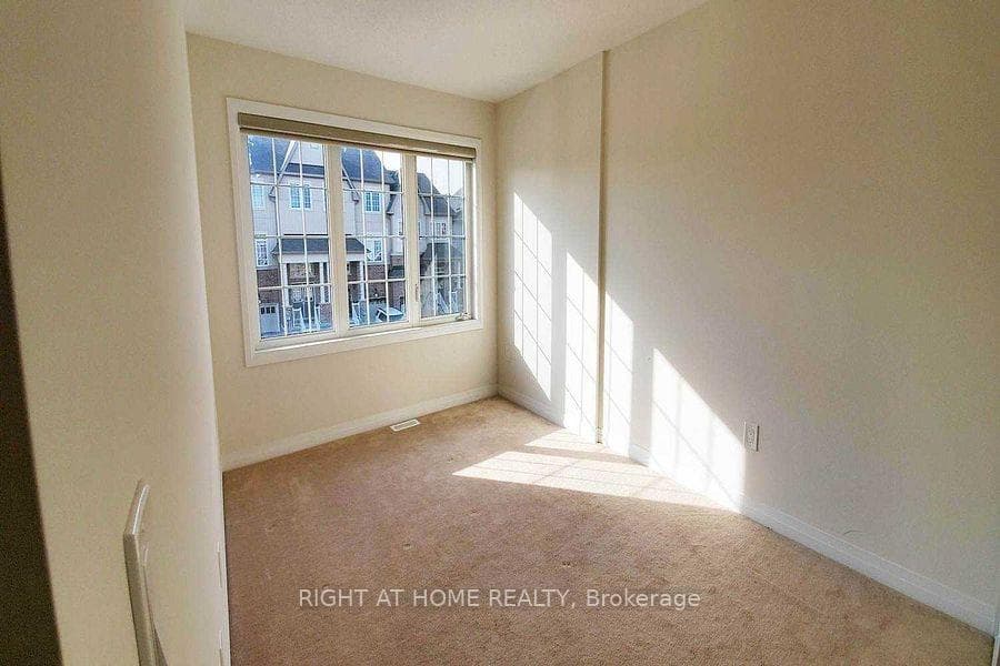 4062 Maitland Street photo 17