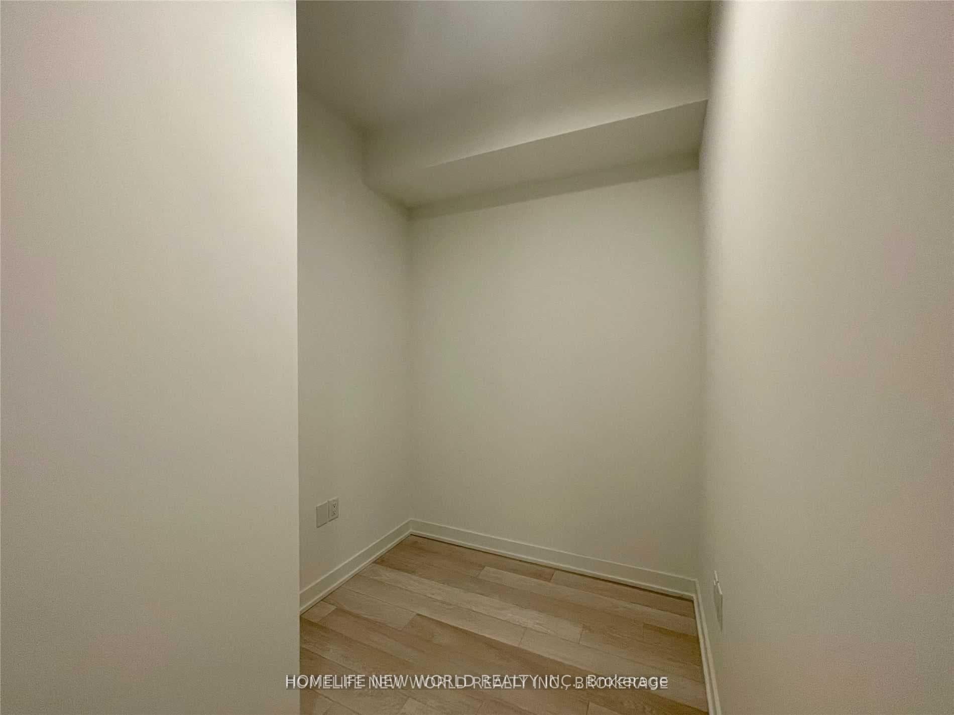 357 King Street Unit 3605 photo 5