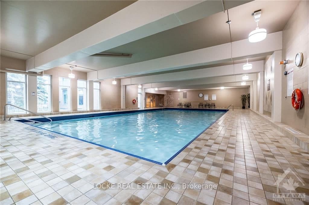 3580 RIVERGATE Way Unit 405 photo 25