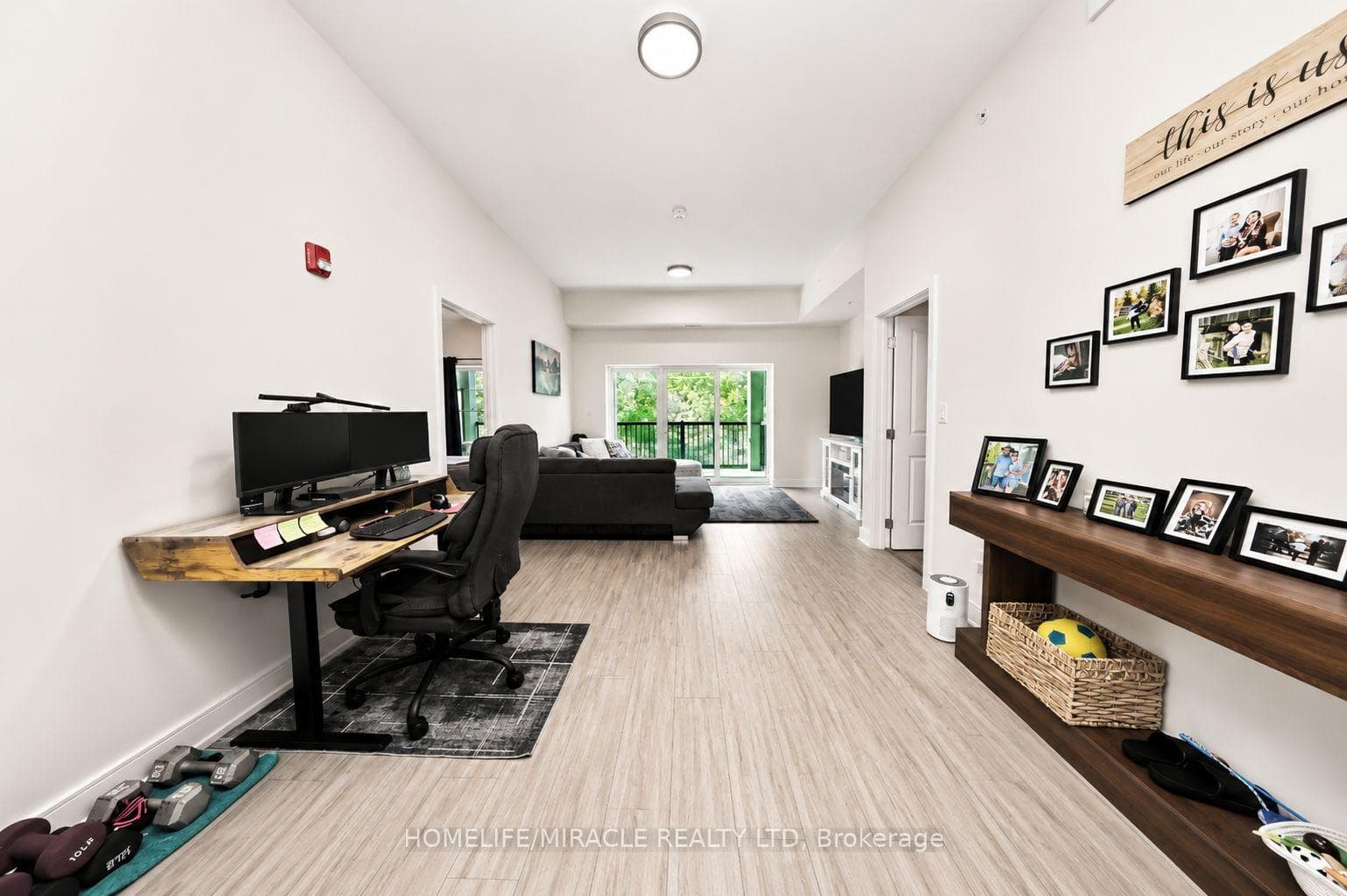 121 Mary Street Unit 322 photo 9