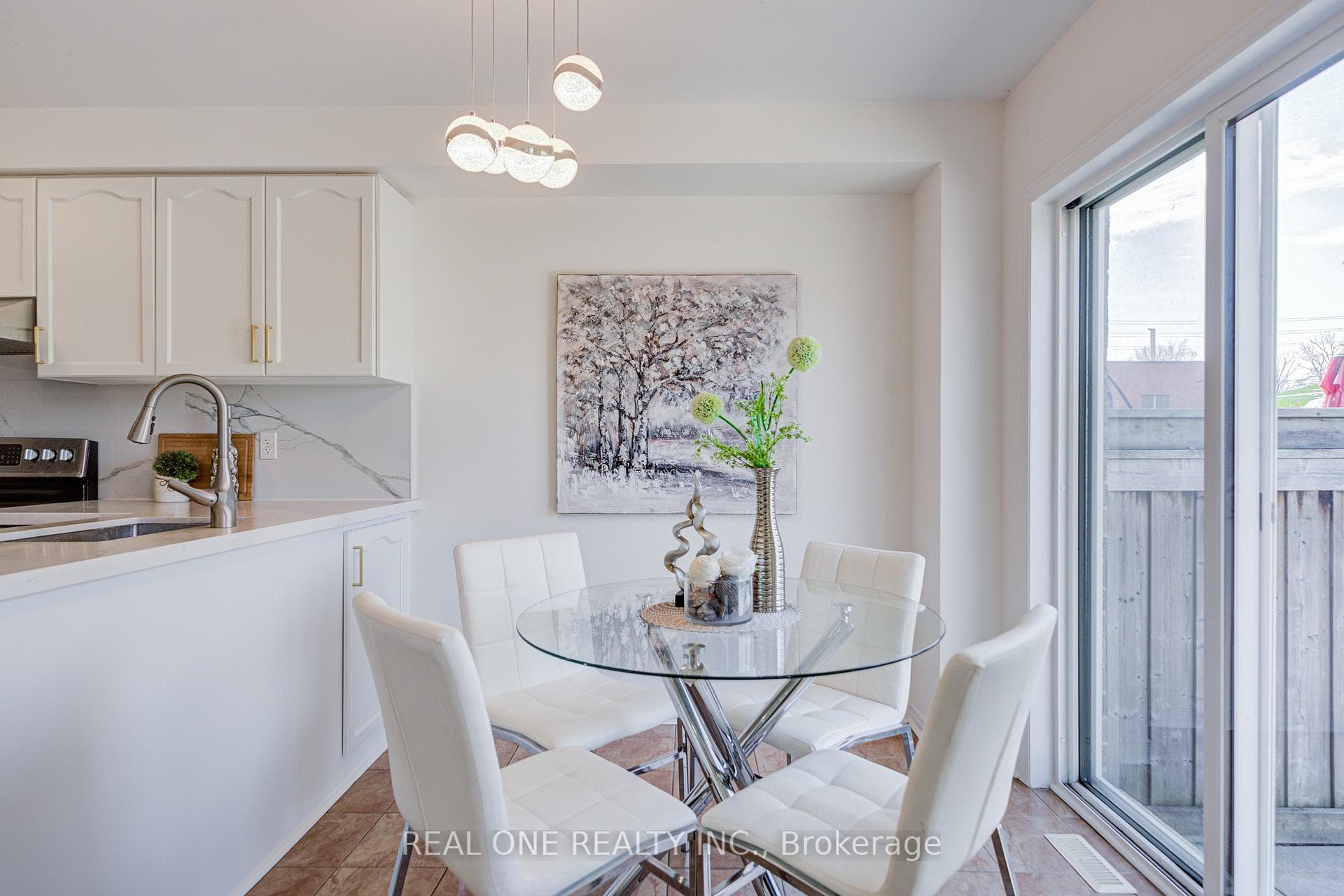 65 Westcliffe Crescent photo 14