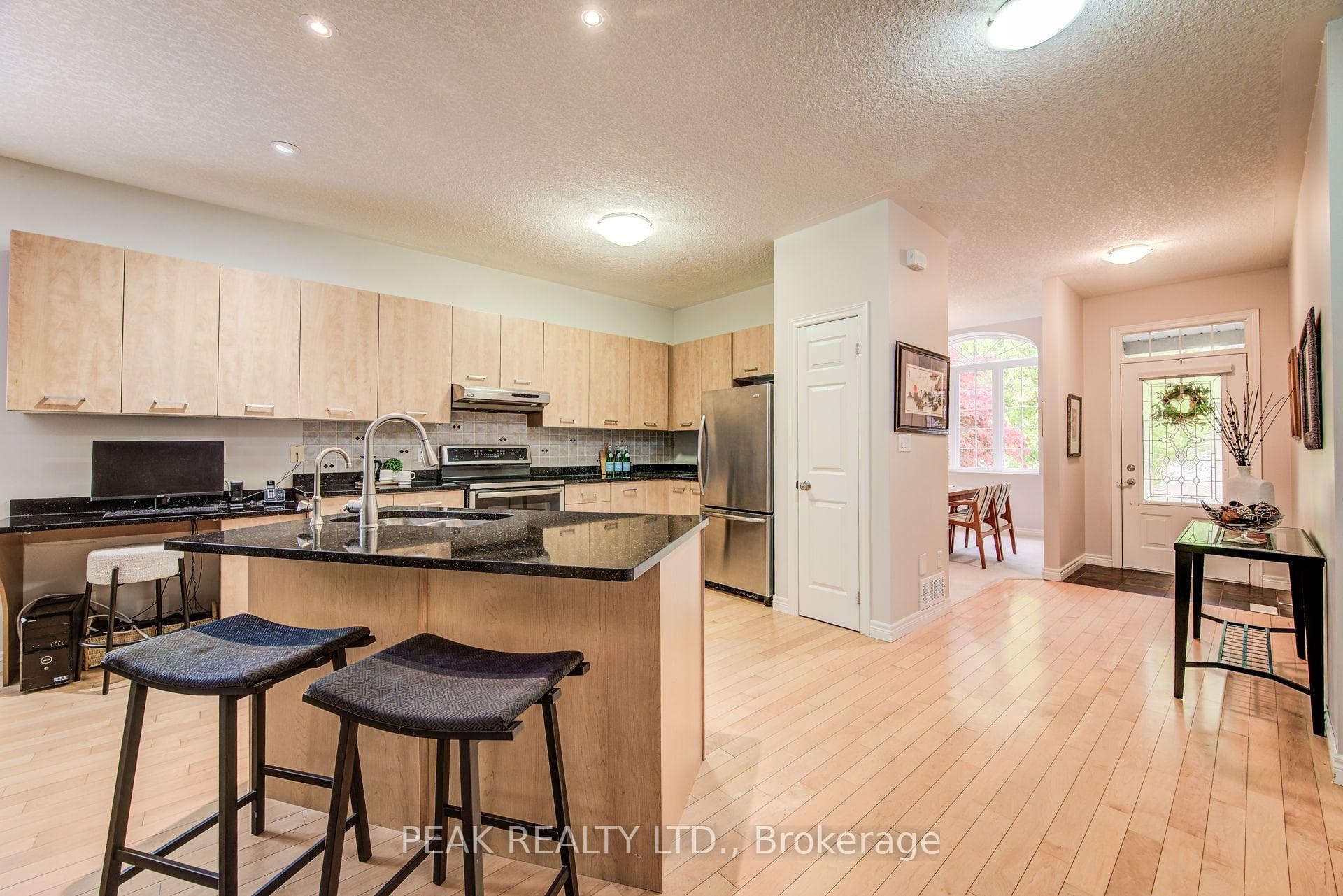 415 Lake Louise Boulevard photo 10