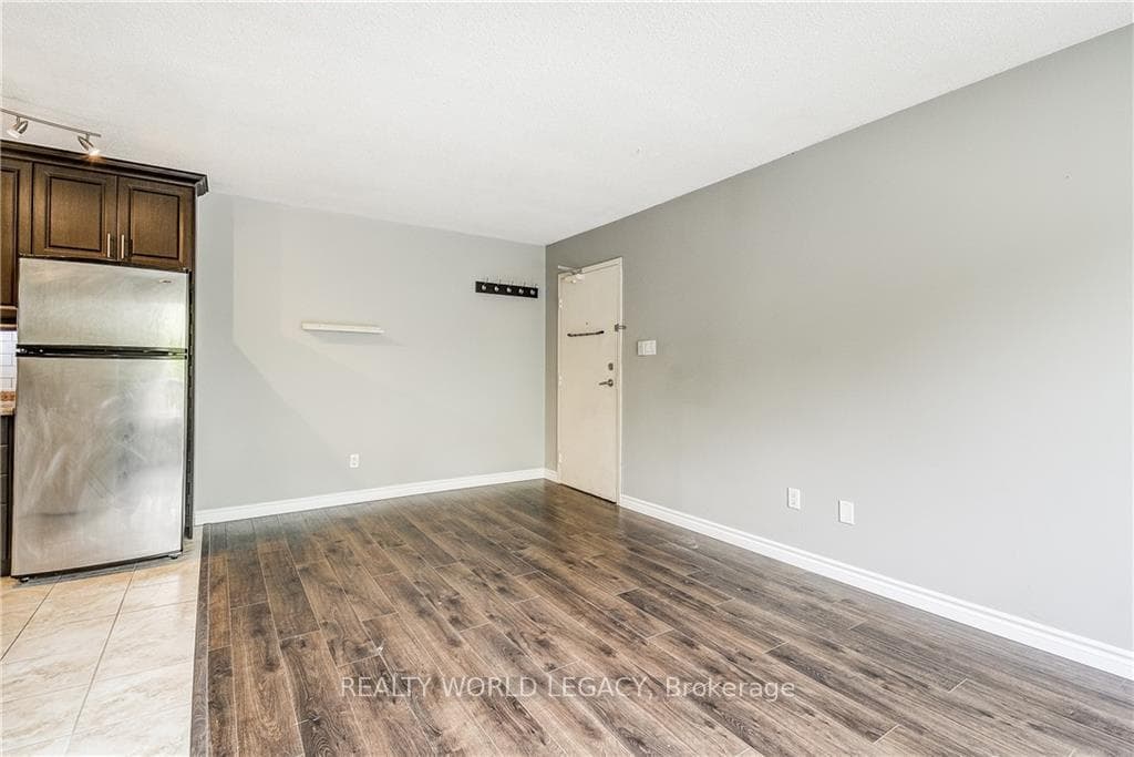 119 Cedar Street Unit 8 photo 6