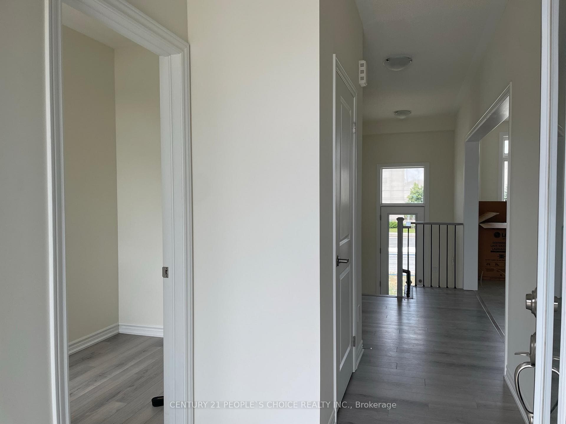 32 Purple Sage Drive photo 3