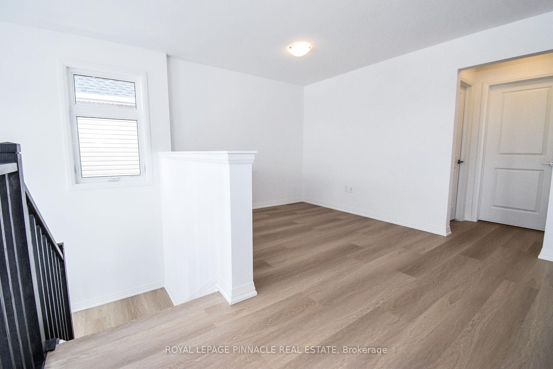 96 Acacia Road photo 21