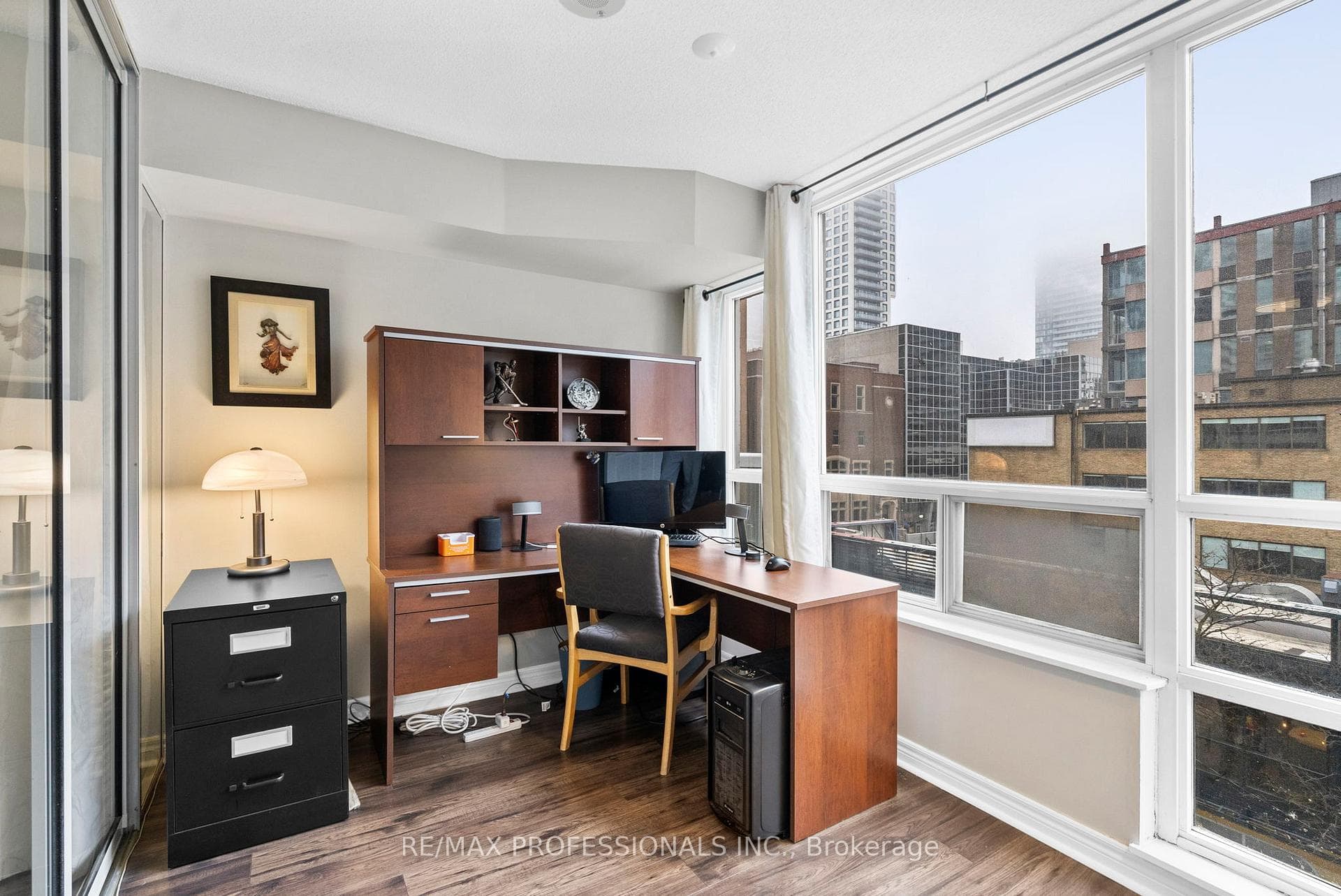 43 Eglinton Avenue Unit 608 photo 16