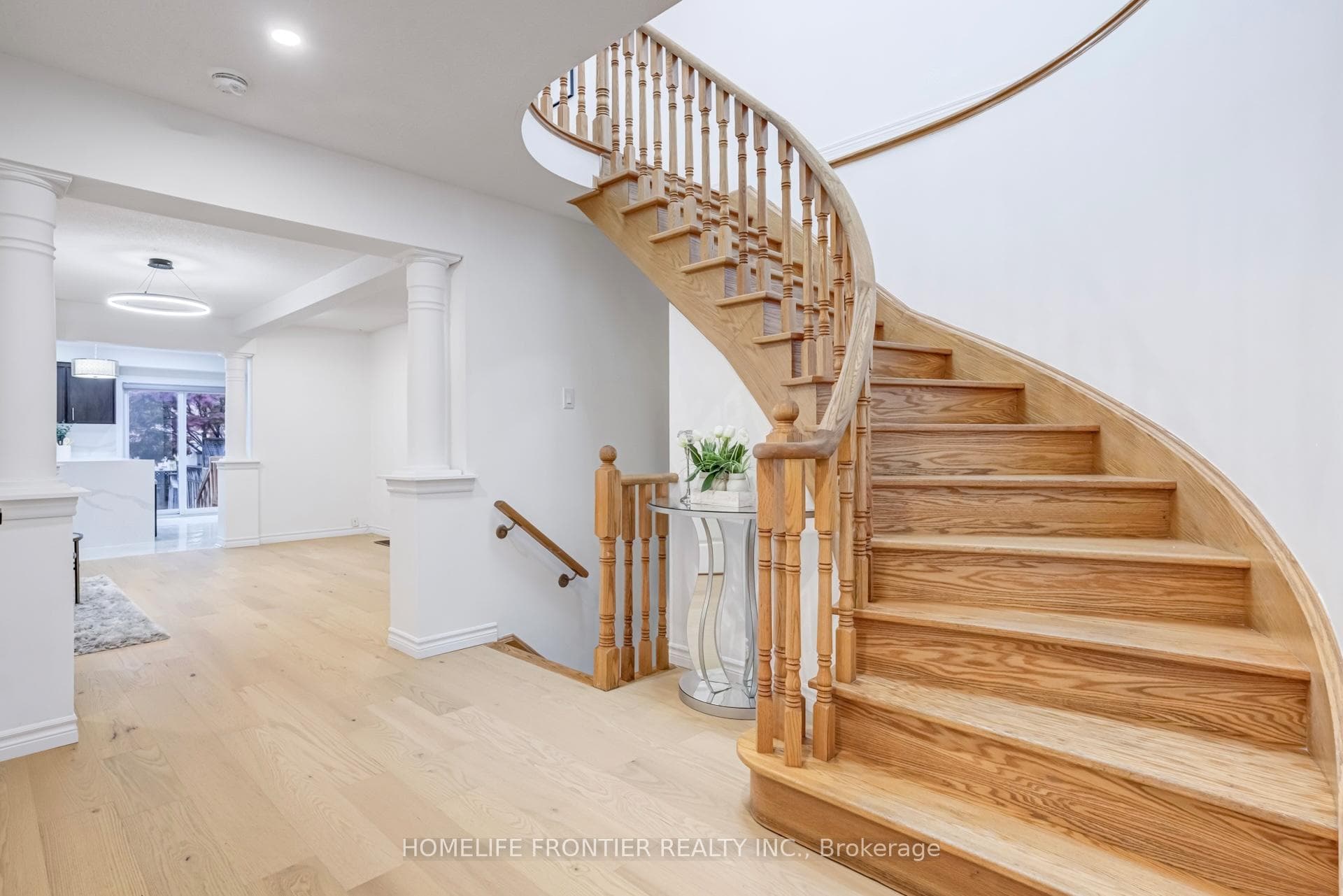 805 Othello Court photo 5