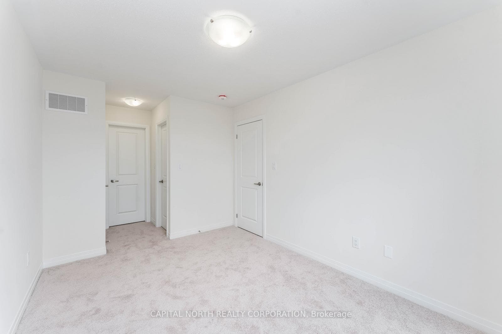 130 Turnberry Lane photo 31