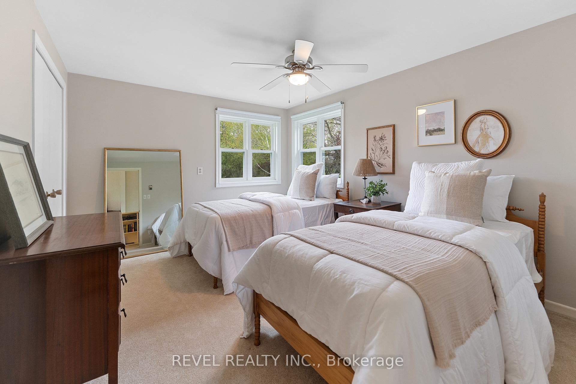 15633 Kennedy Road photo 24