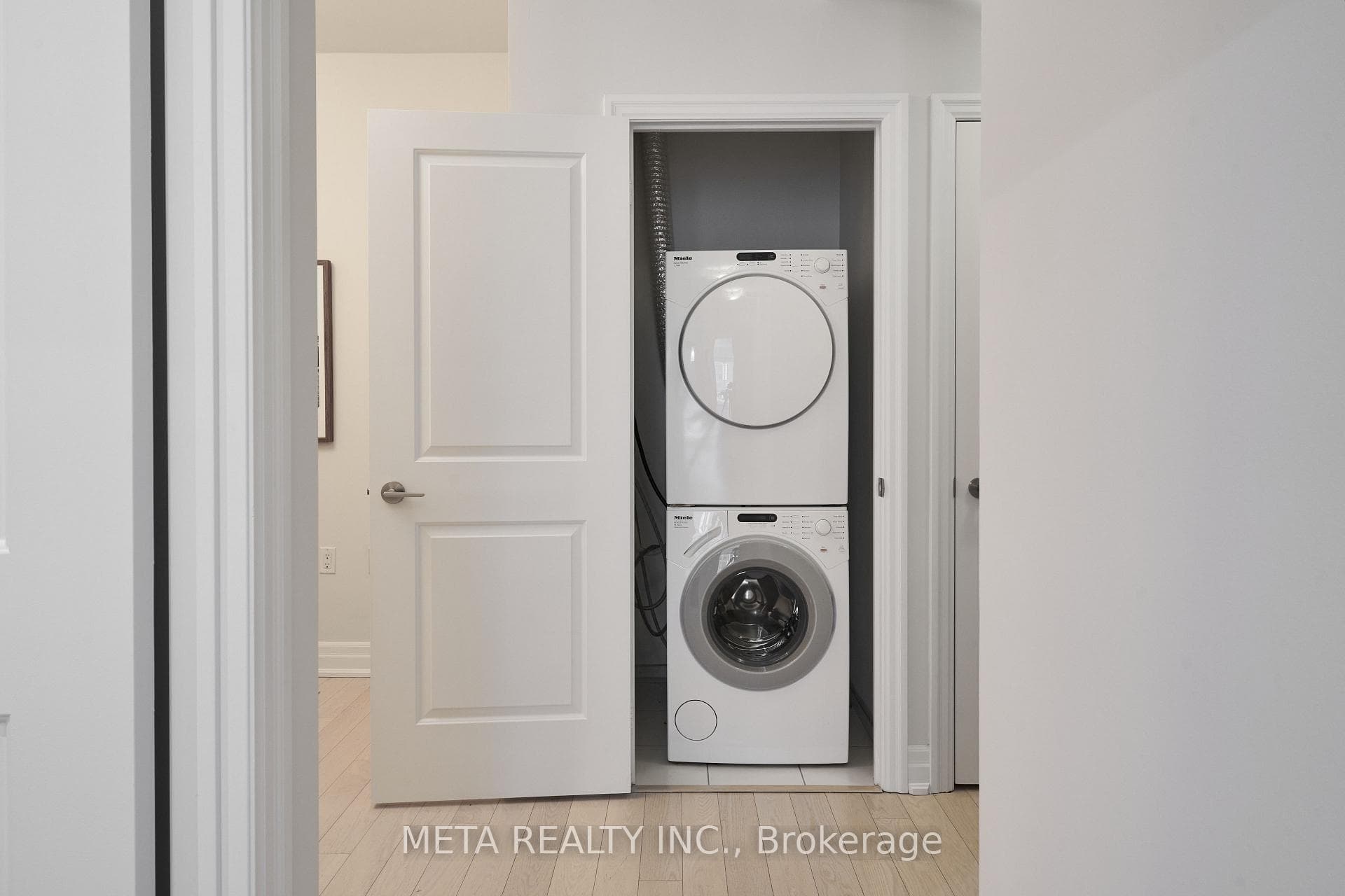 8 The Esplanade N/A Unit 3112 photo 12