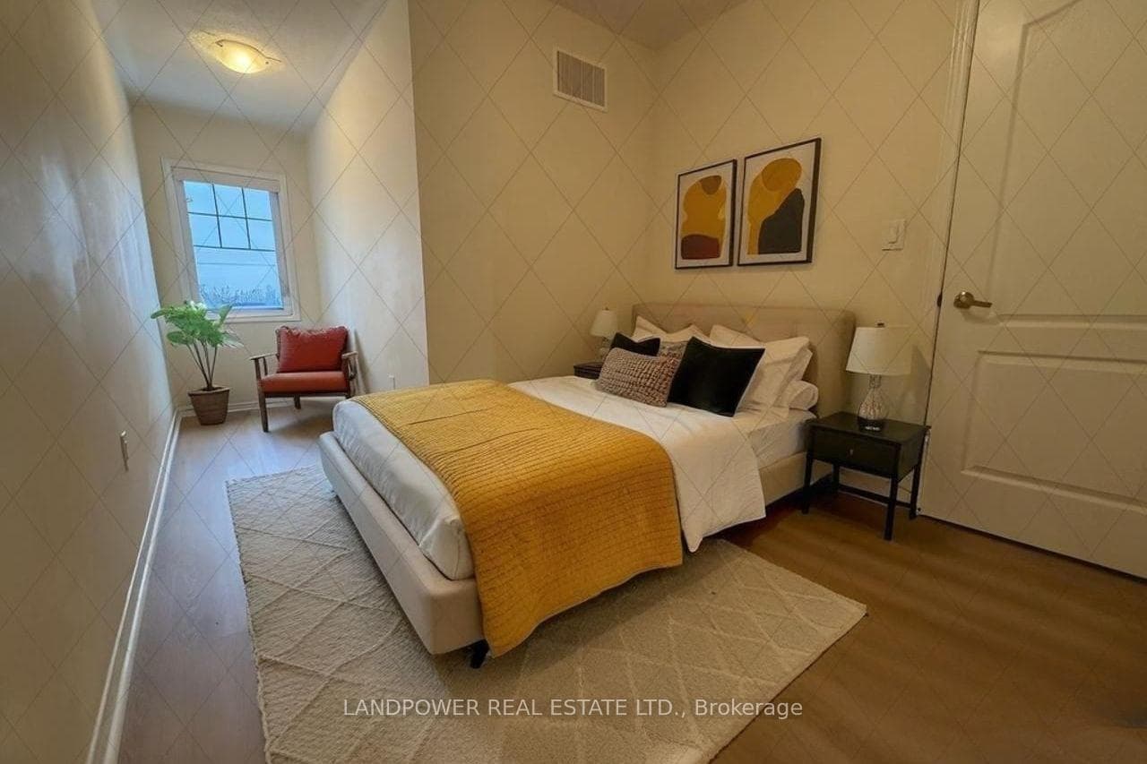 5289 Major Mackenzie Drive photo 18