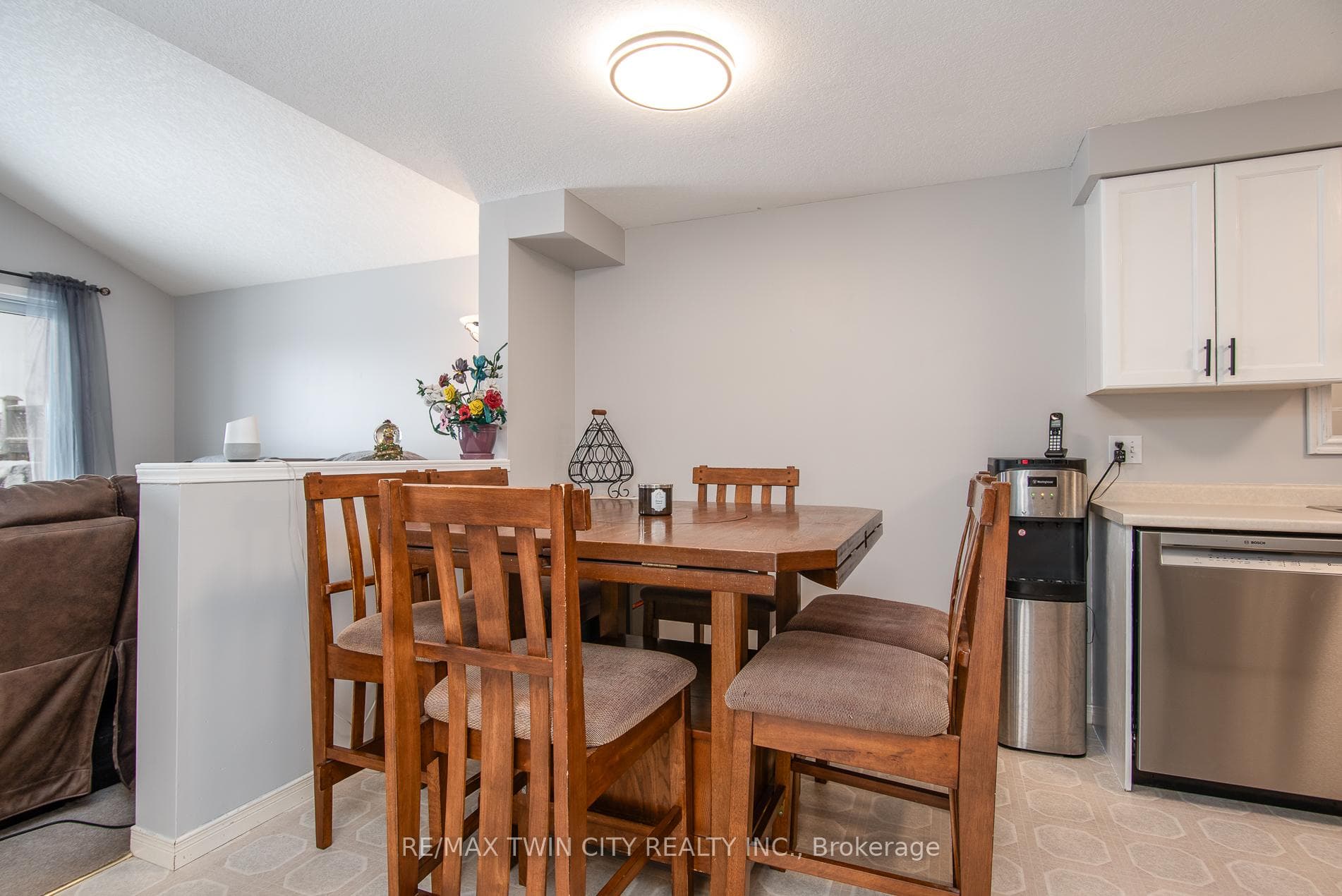 143 Activa Avenue photo 24