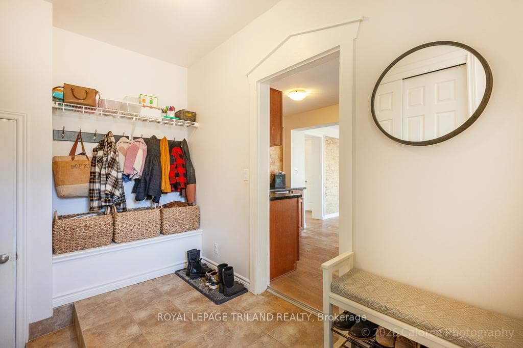 1135 Riverside Drive photo 31