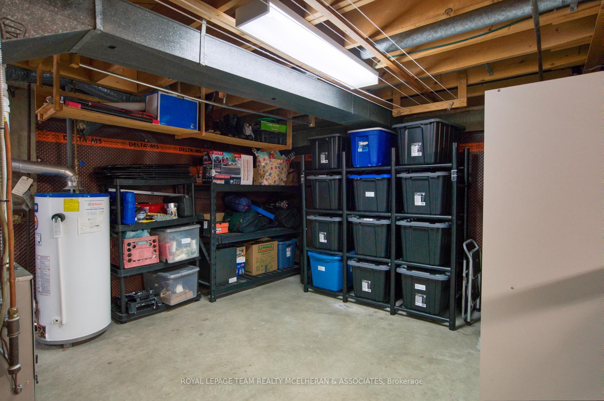 655 Browning Avenue photo 49