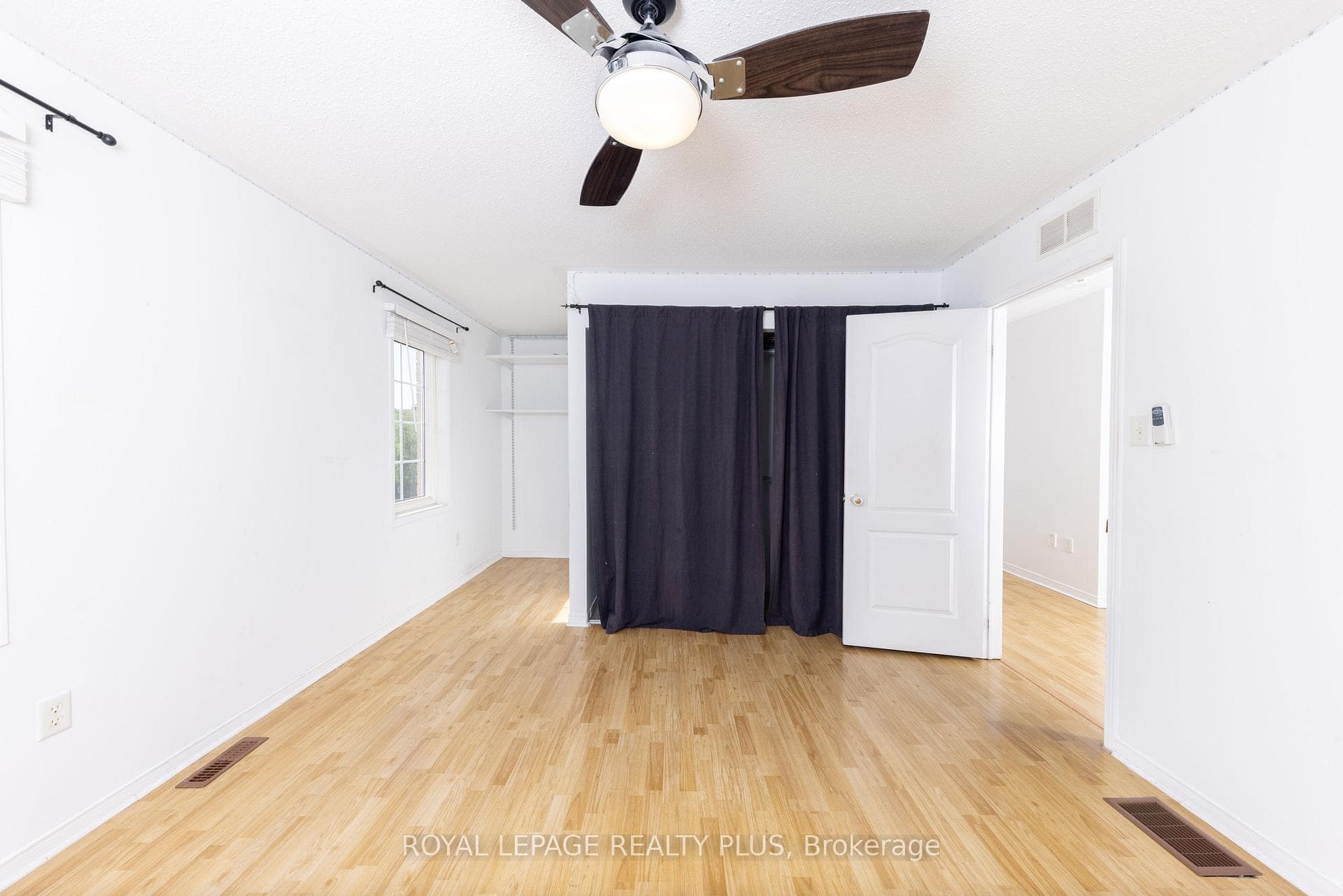 2361 Parkhaven Boulevard Unit 6 photo 20