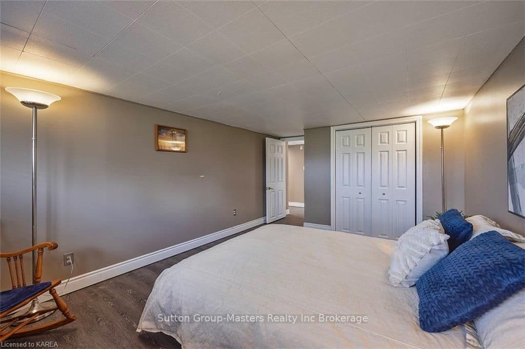 2353 MCIVOR Road photo 34