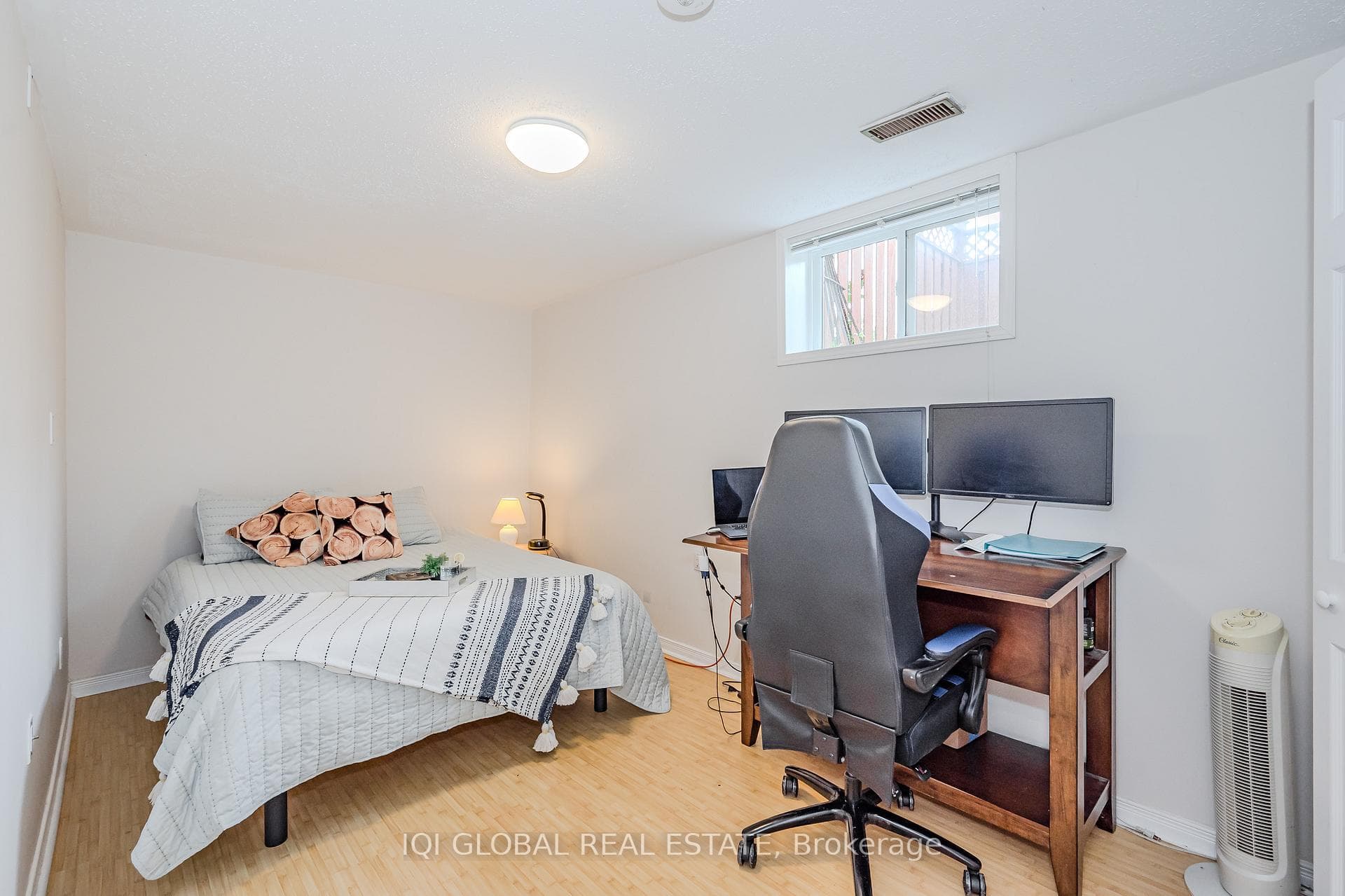 119 Silurian Drive photo 29