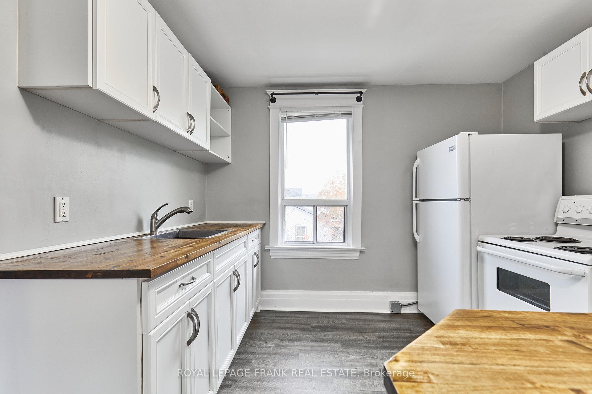 82 Nassau Street photo 24