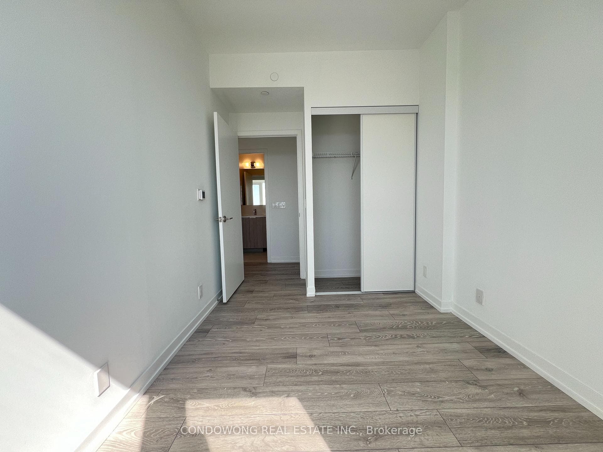 2020 Bathurst Street Unit 1205 photo 15