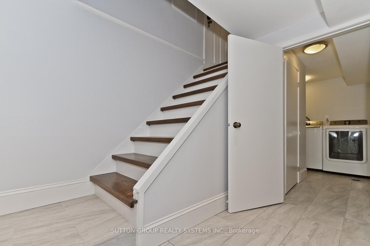 54 Elsfield Road photo 22