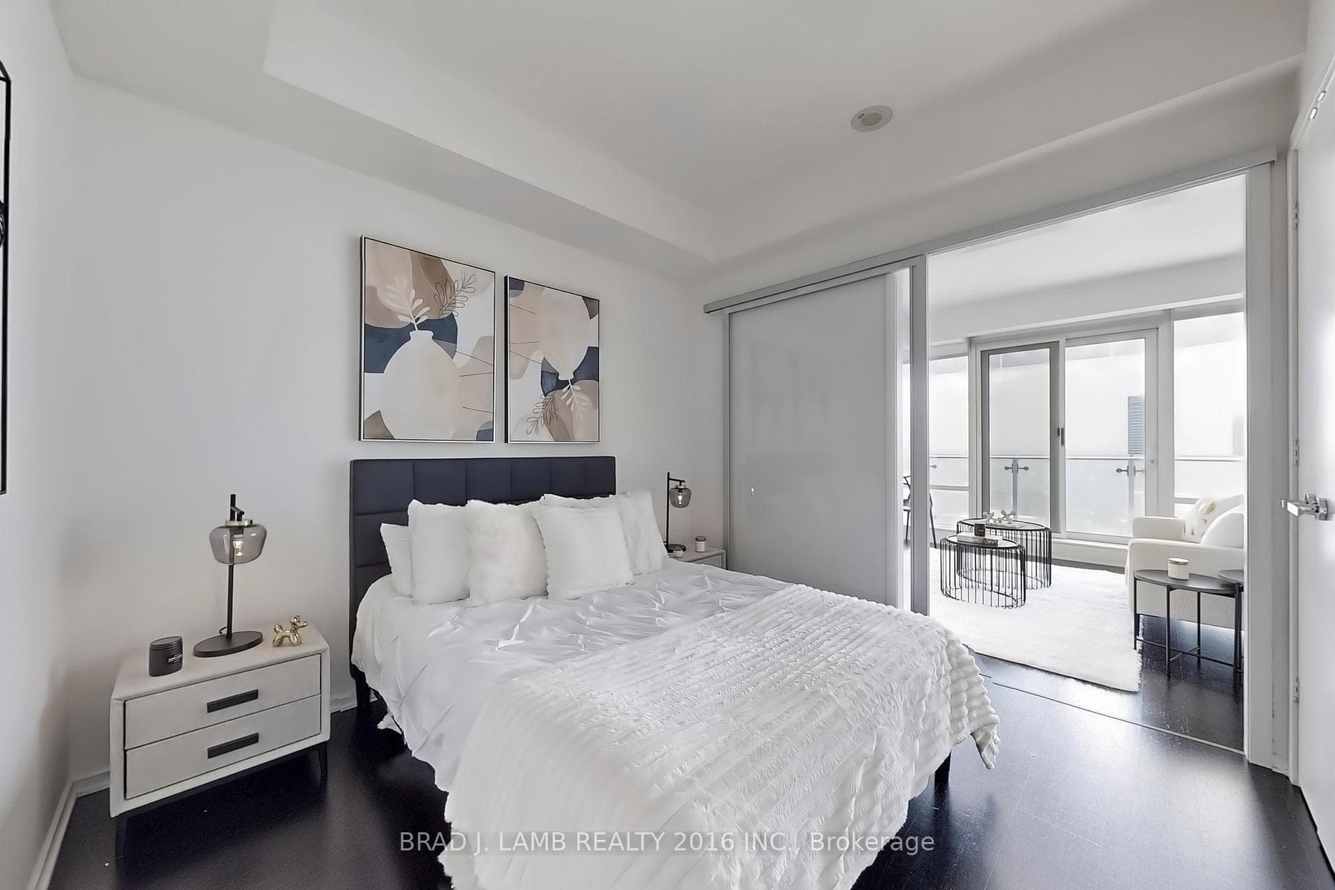 1 Bloor Street Unit 3903 photo 12