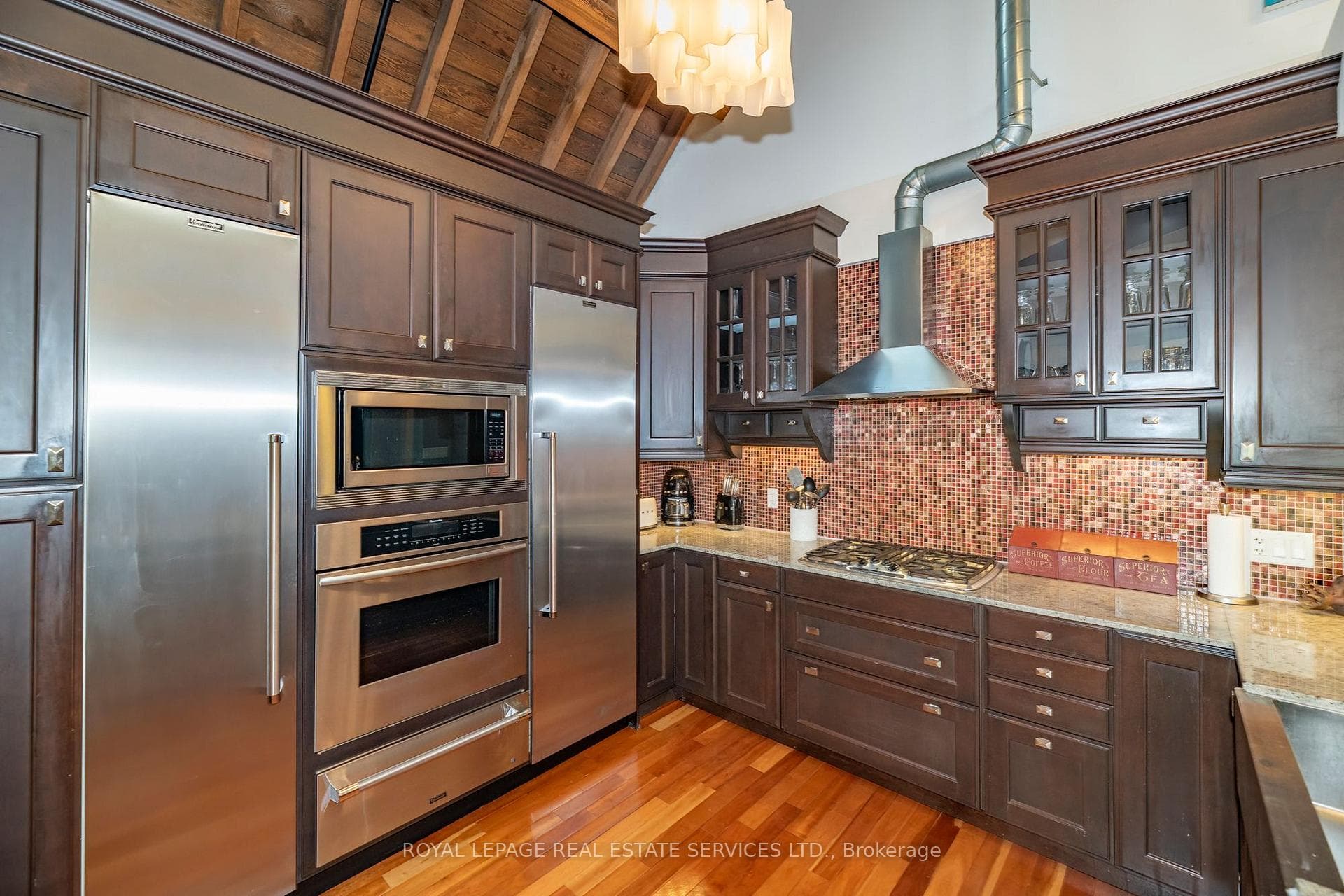 384 Sunnyside Avenue Unit 308 photo 15