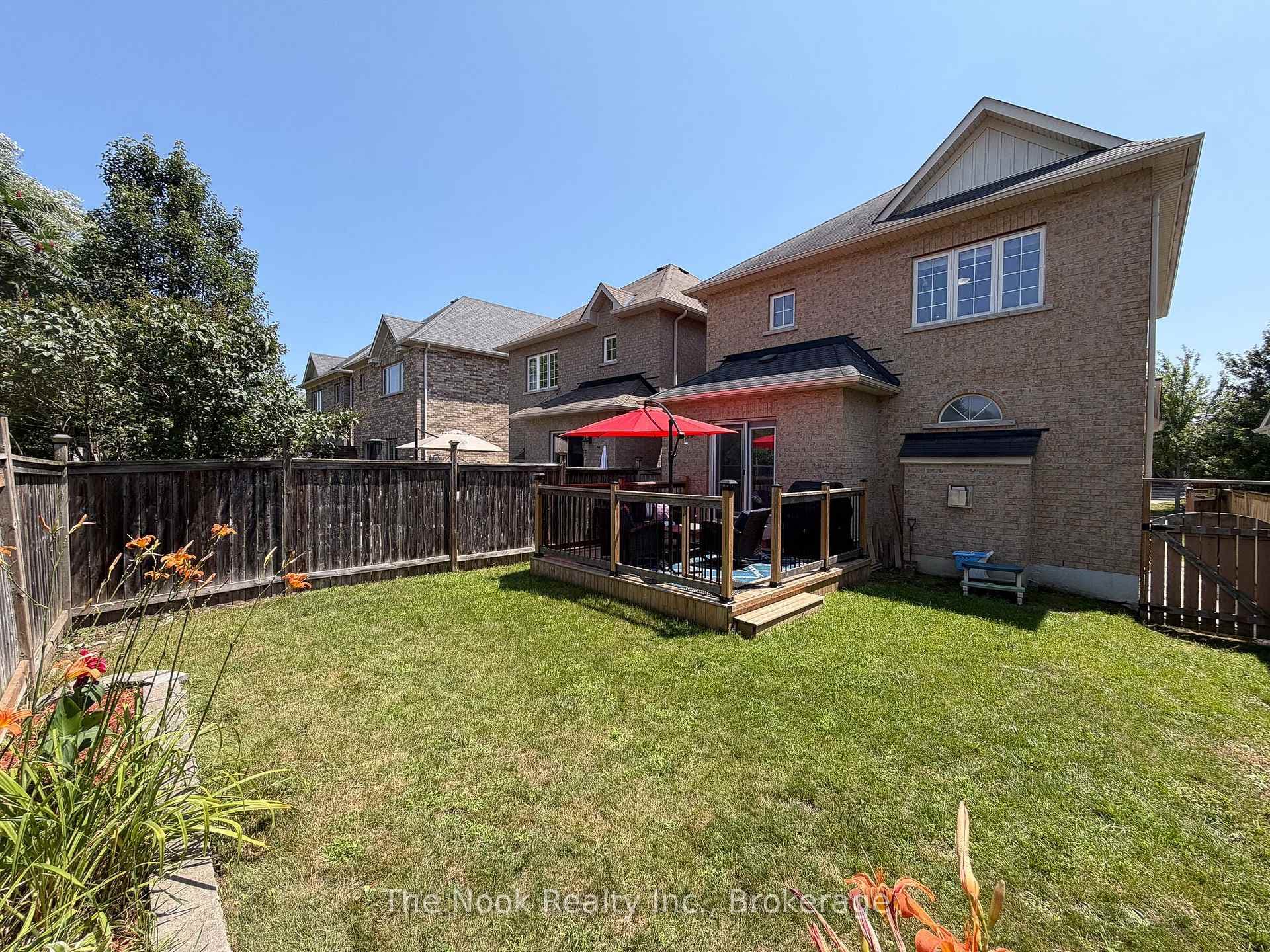 10 Broome Avenue photo 49