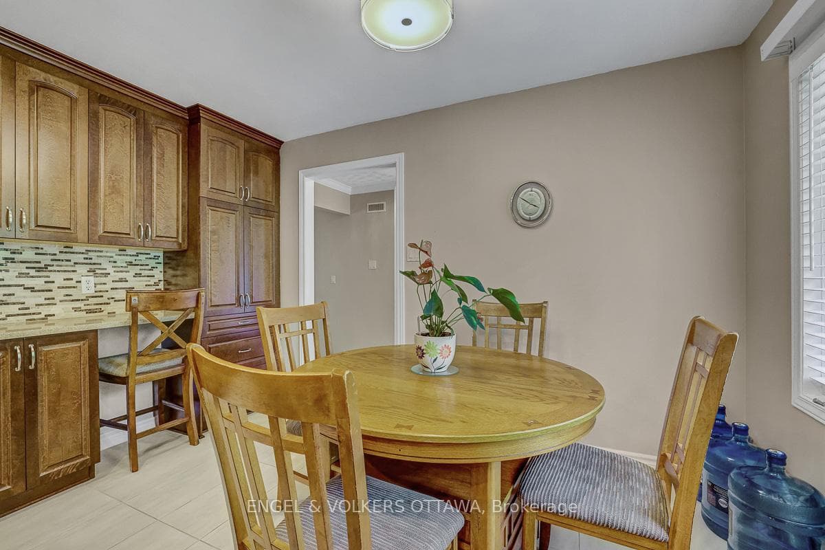 132 Grey Stone Drive photo 14