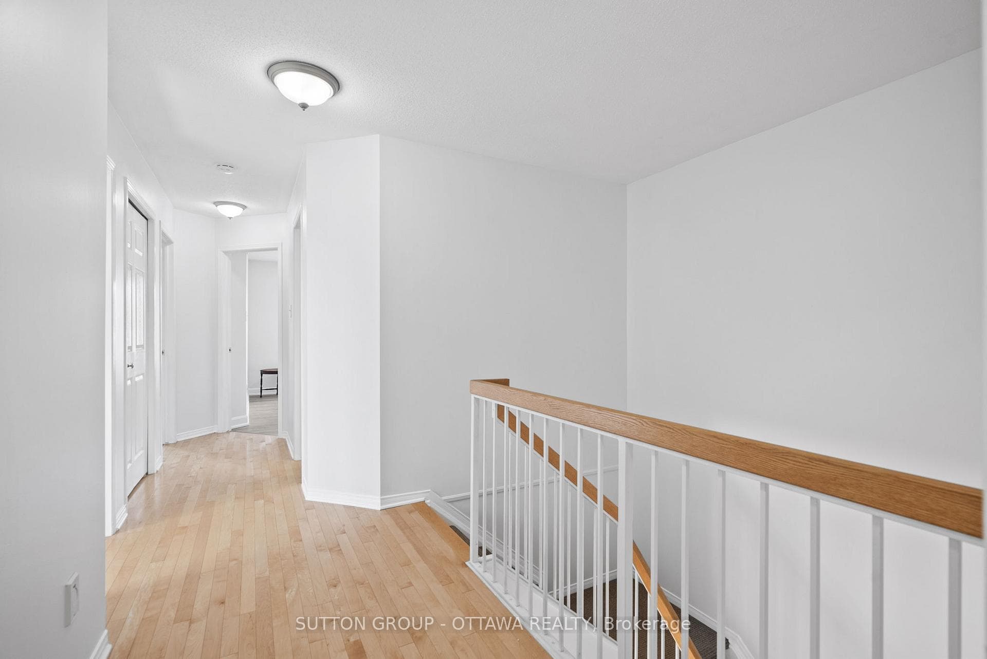 75 SCAMPTON Drive photo 13