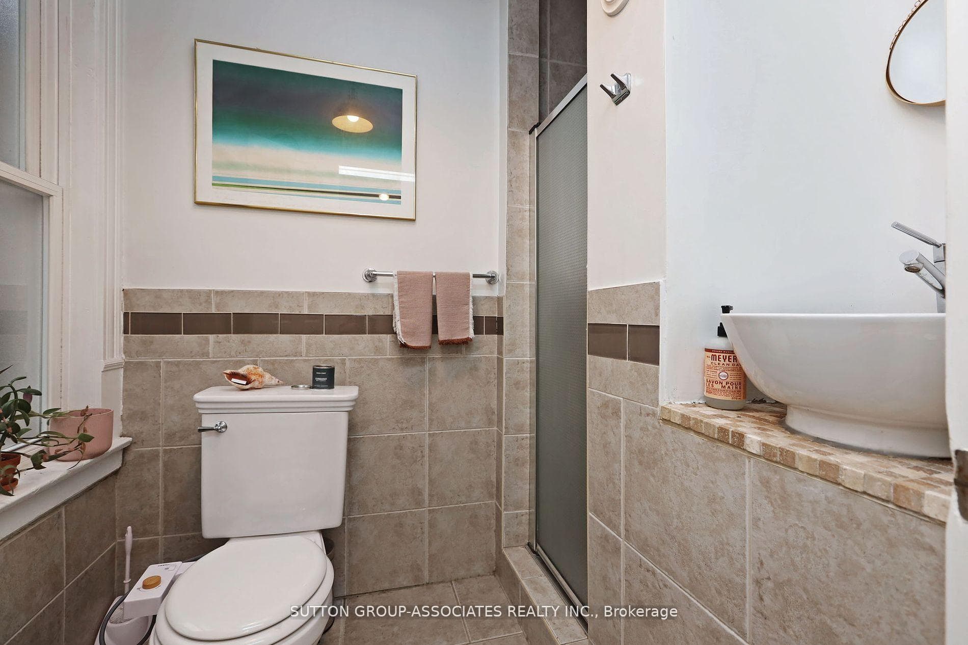 27 Heintzman Street photo 15