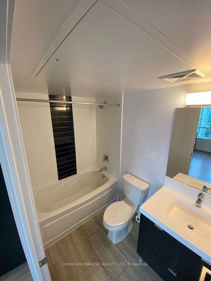 365 Church Street Unit 1407 photo 5