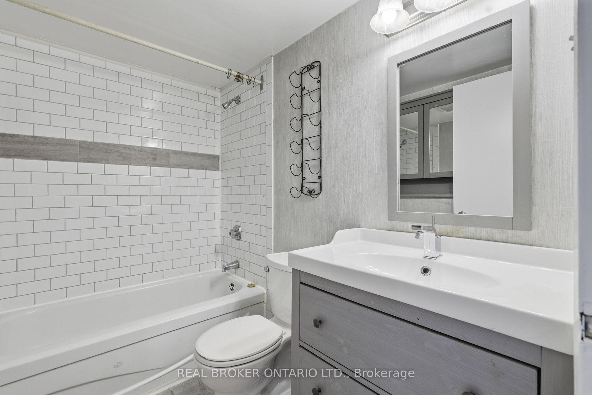 25 Fairview Road Unit 1103 photo 13