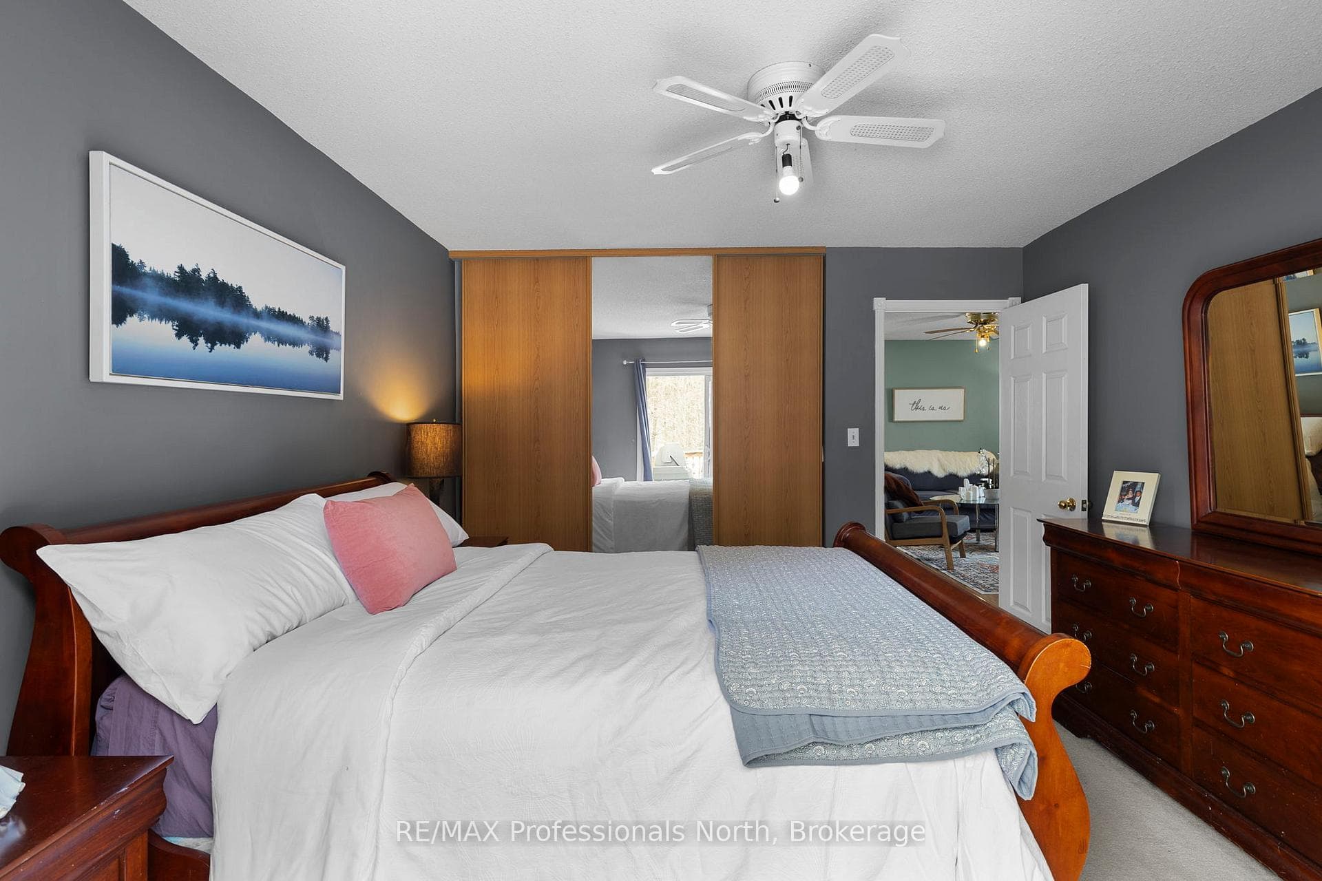 30 Sabrina Park Drive photo 15