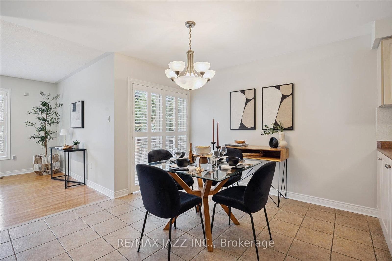 12 Lacroix Court photo 19