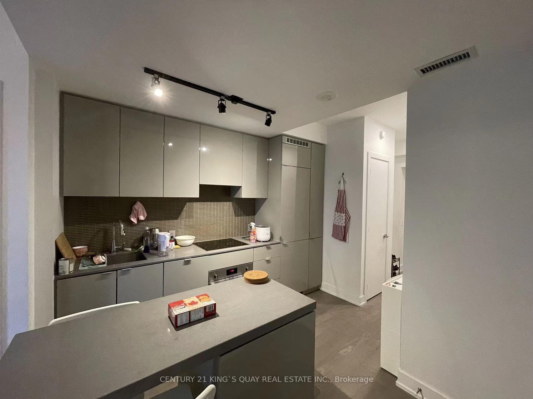 7 Grenville Street Unit 1801 photo 8