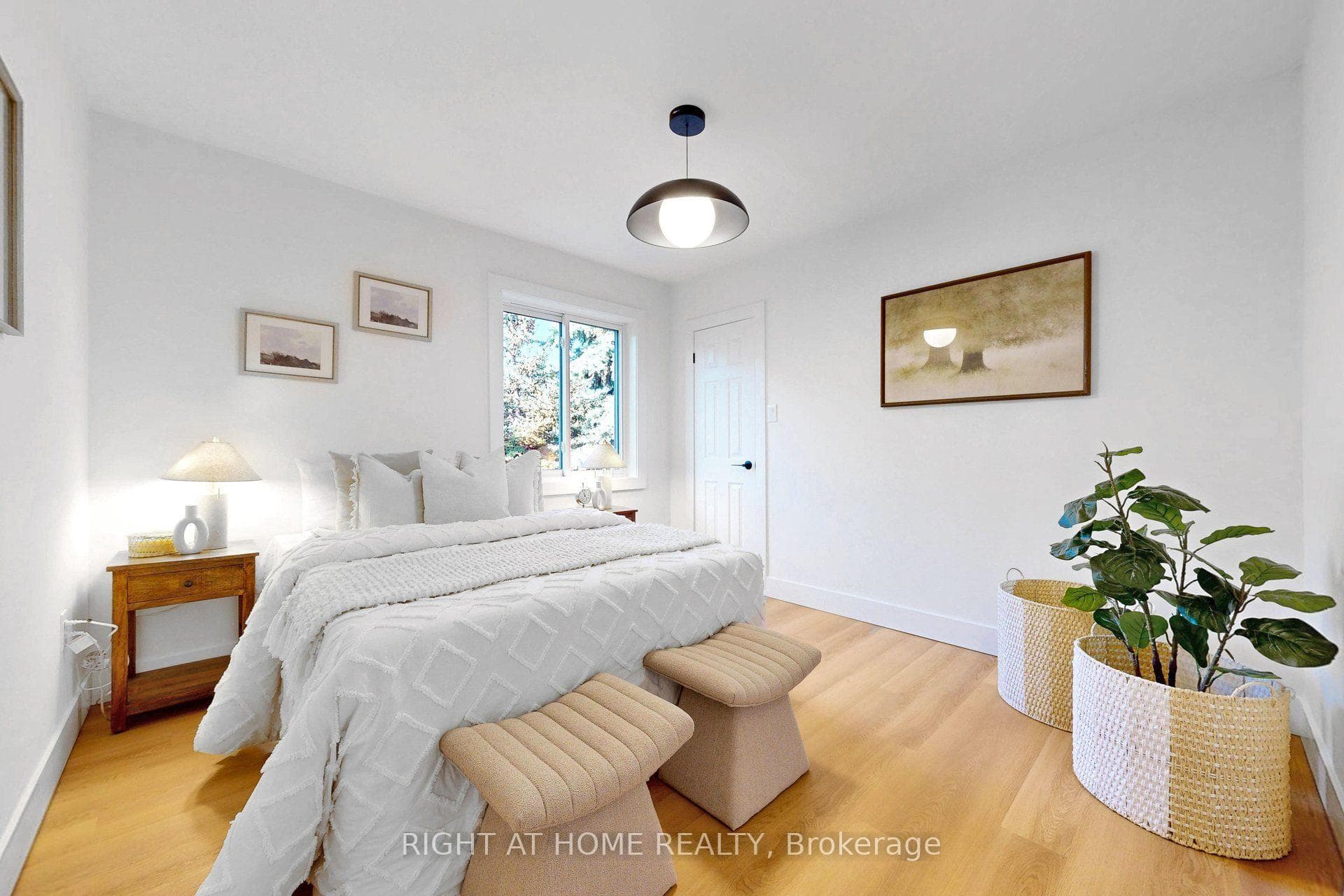 36 Huntsmoor Road photo 11