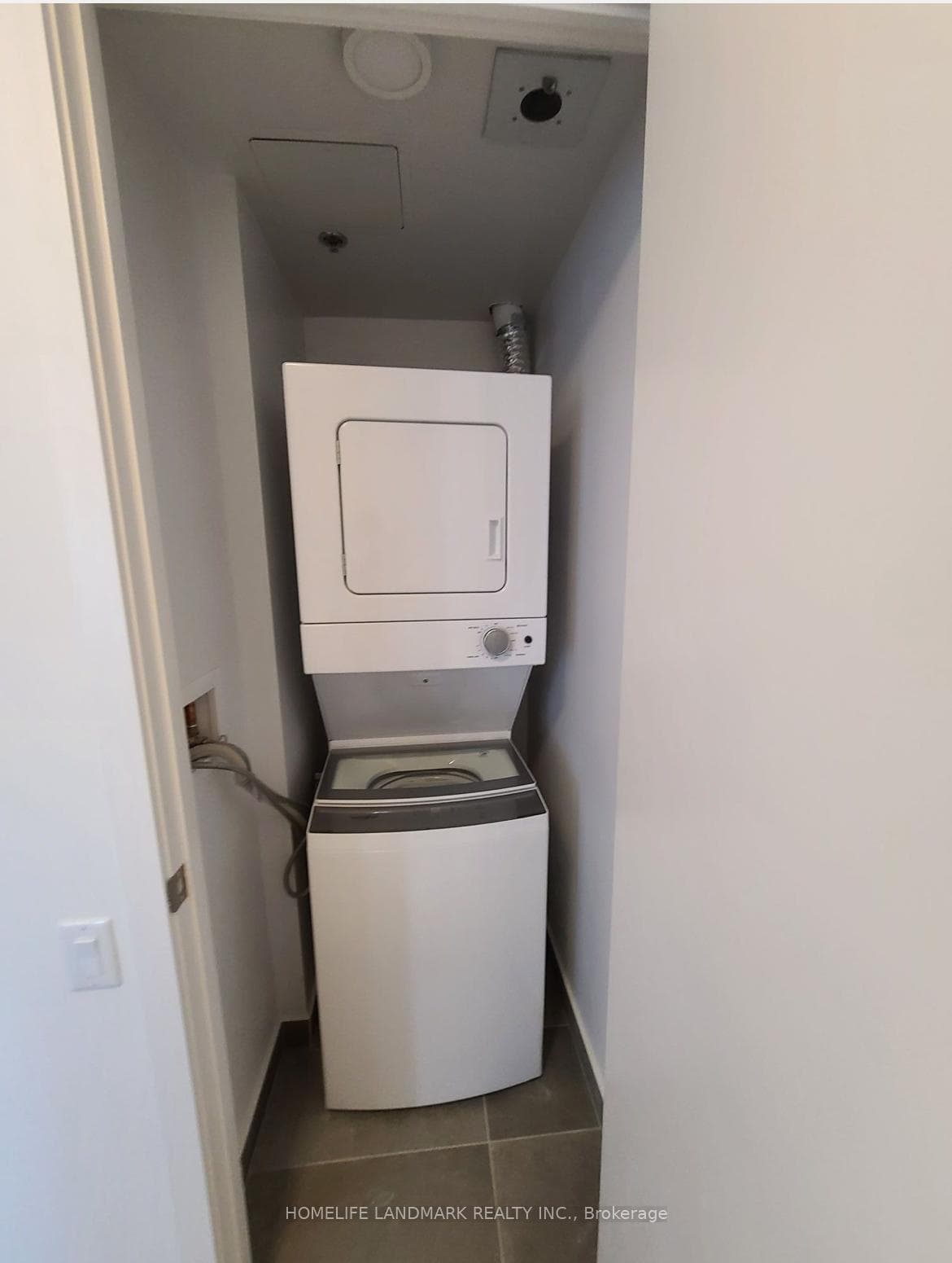 203 College Street Unit 2004 photo 13