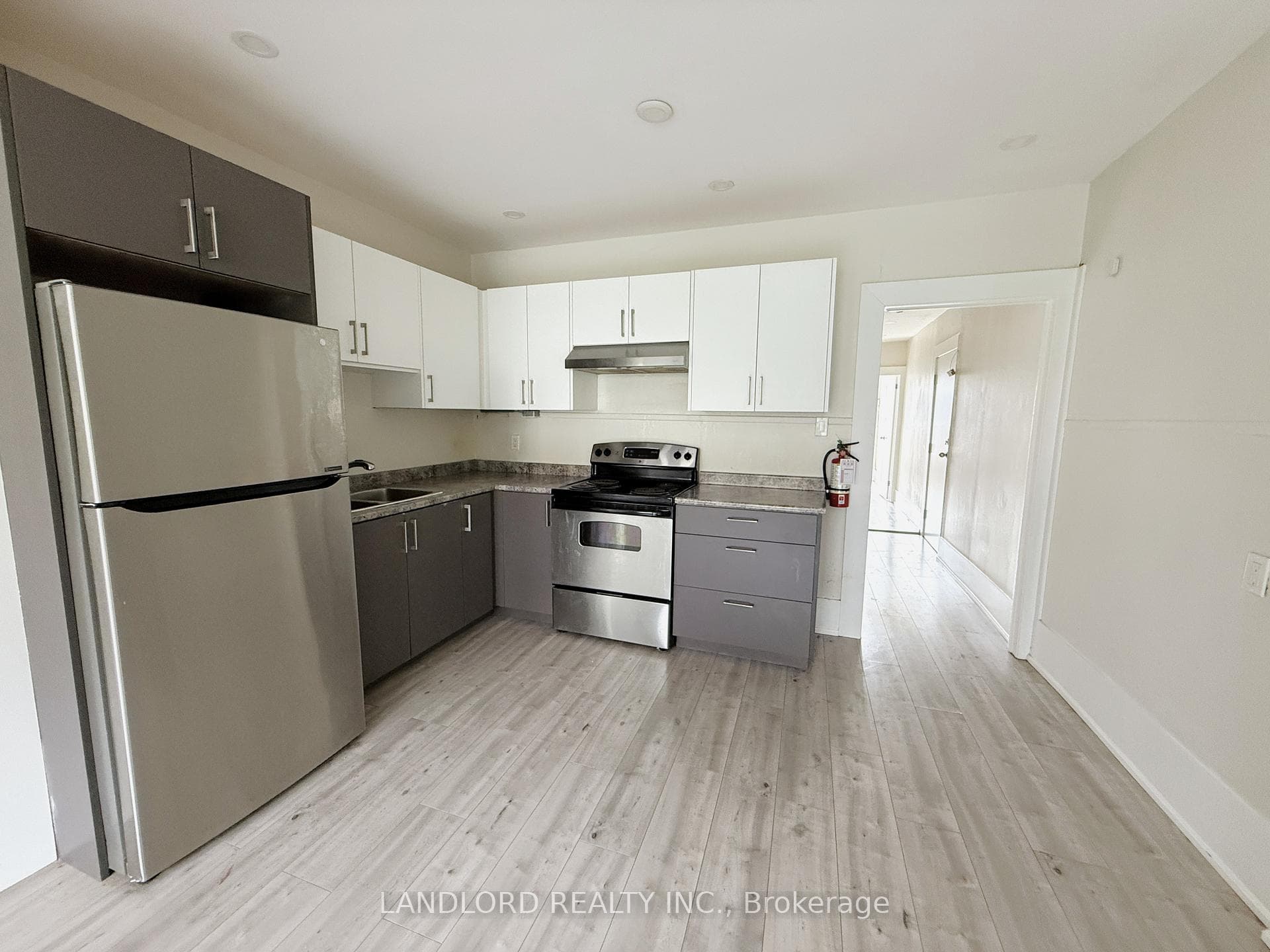 1 Foxley Street Unit 1 photo 2