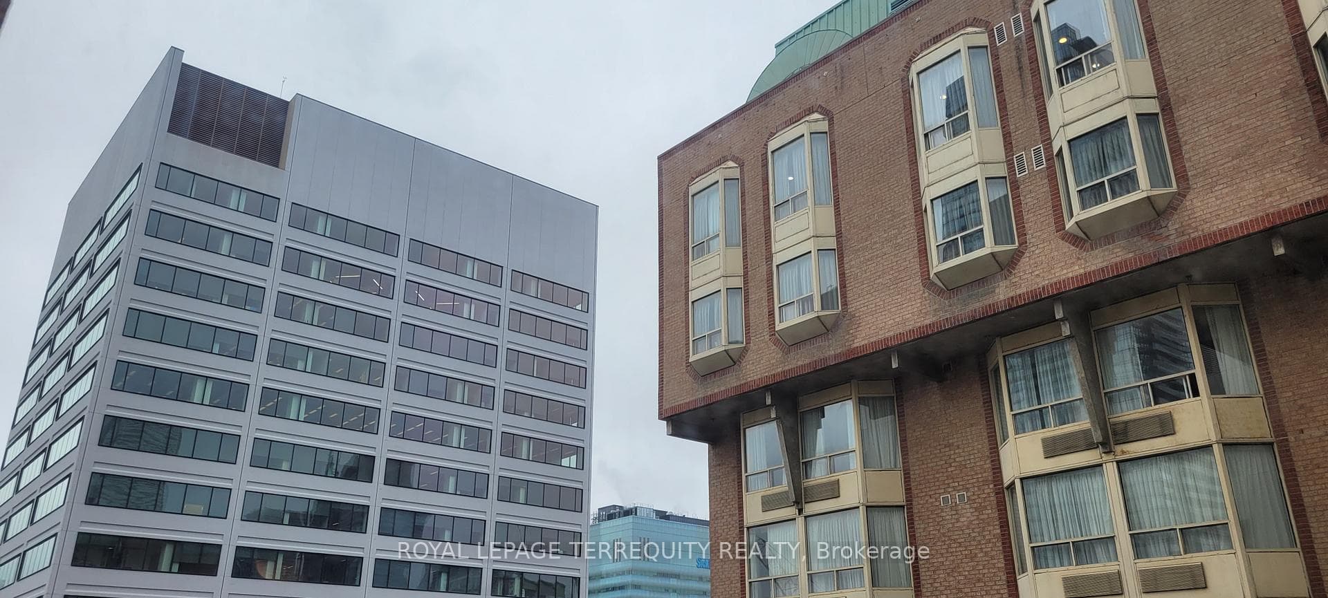 55 Centre Avenue Unit 2101 photo 10