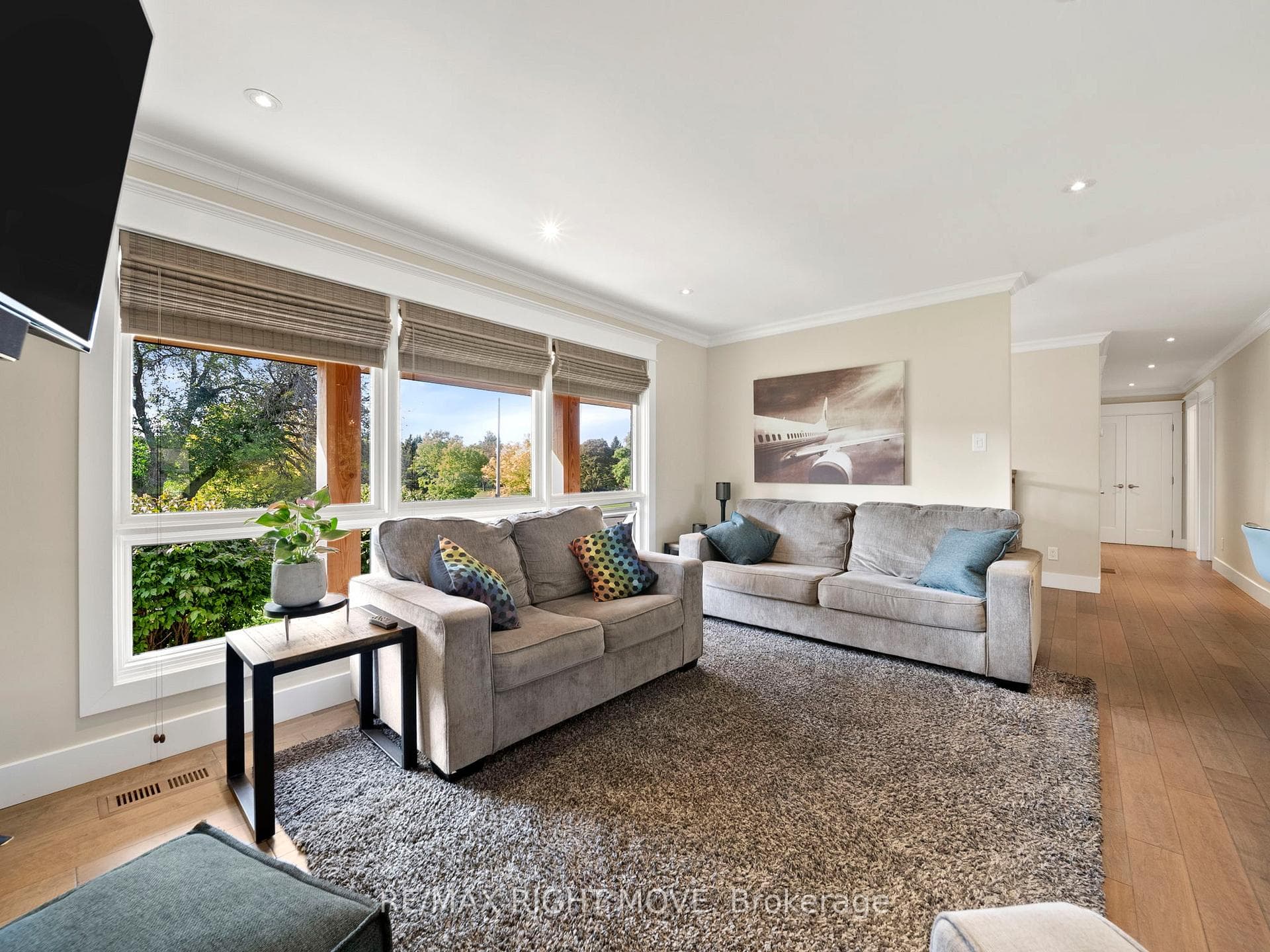 16 Greenfield Avenue photo 11