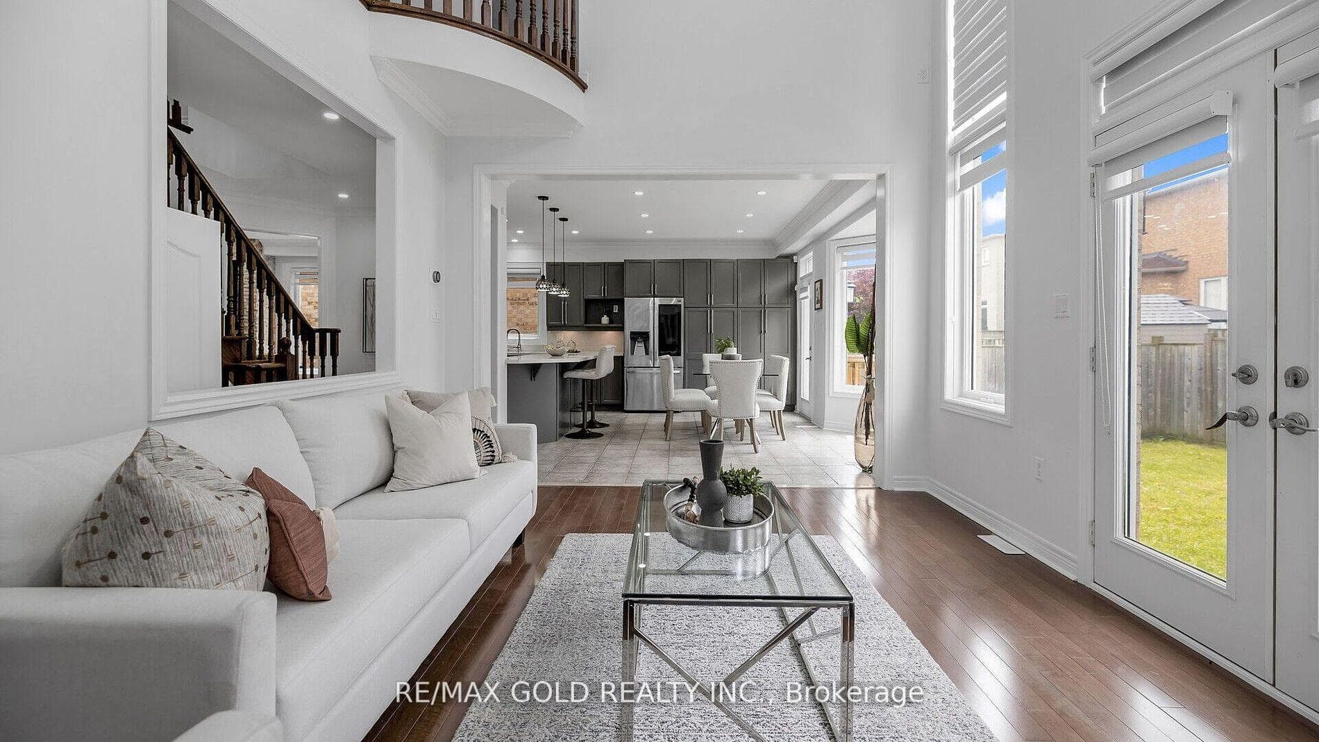 60 Wellsprings Drive photo 31