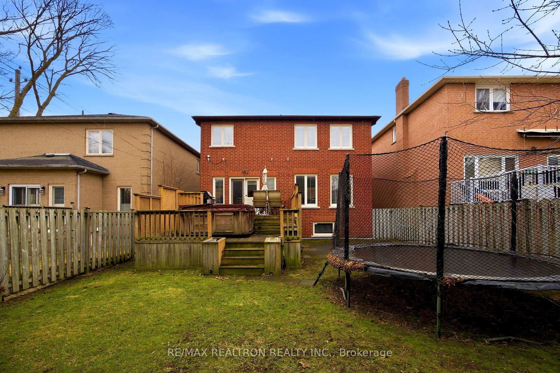 110 Glen Park Avenue photo 19