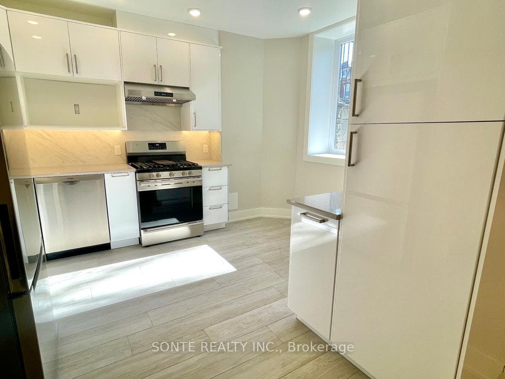 333 Palmerston Boulevard Unit #L01 photo 11